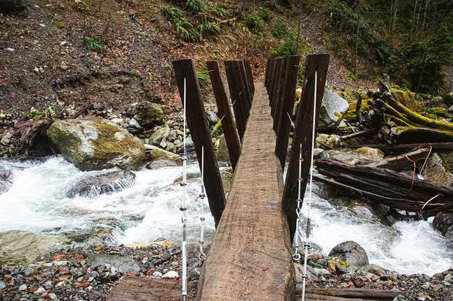 04 suspension bridge